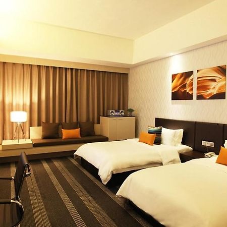 Vienna International Hotel Changzhou Railway Station Экстерьер фото